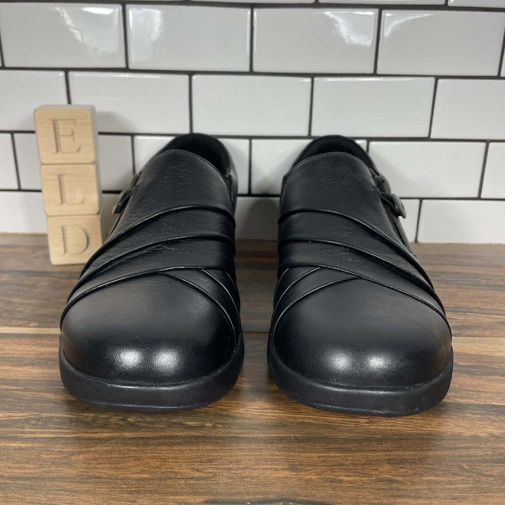 Clarks Un Adorn Loop Women's Size 9 Shoes Black L… - image 2